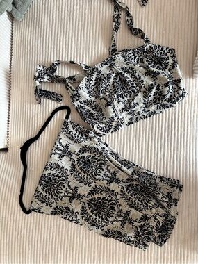 Women’s Black and White Printed Set - Two-Piece Top & Pants, Vacation wear